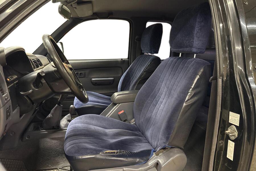 Toyota Hilux vaihtoauto