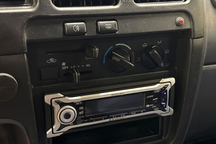 Toyota Hilux vaihtoauto