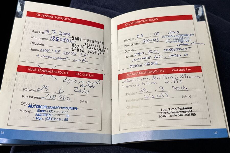 Toyota Hilux vaihtoauto