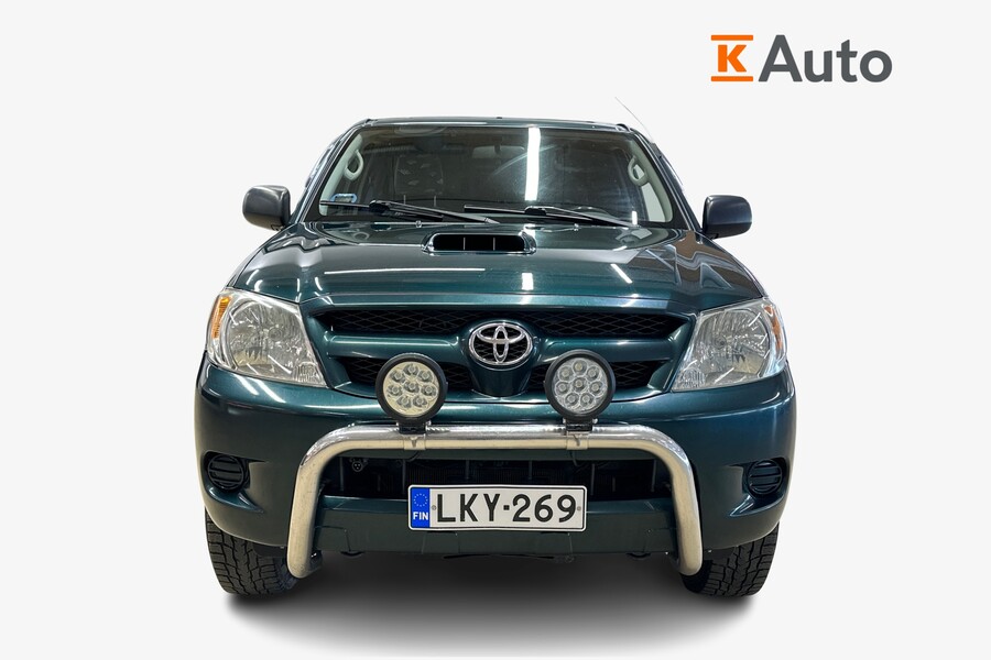 Toyota Hilux vaihtoauto