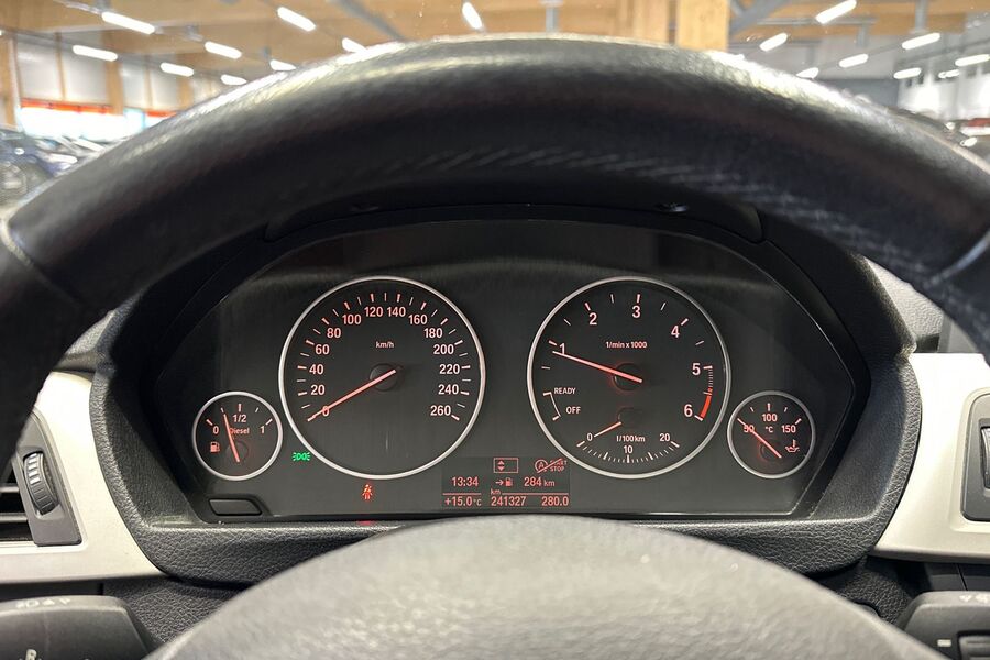 BMW 318 vaihtoauto