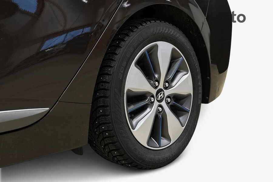 Hyundai IONIQ plug-in vaihtoauto