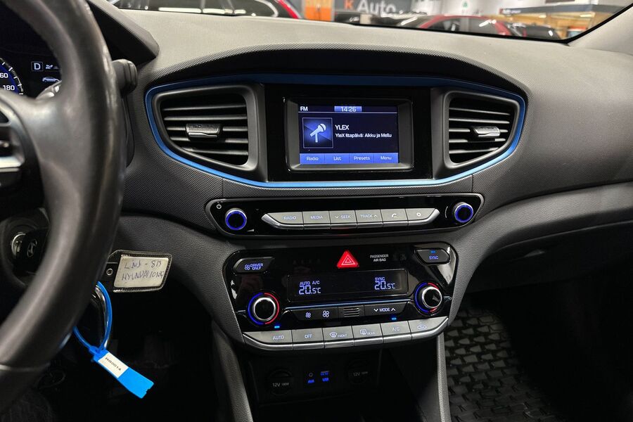 Hyundai IONIQ plug-in vaihtoauto