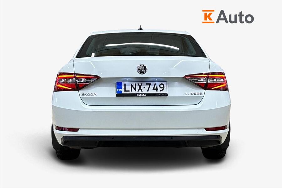 Skoda Superb vaihtoauto