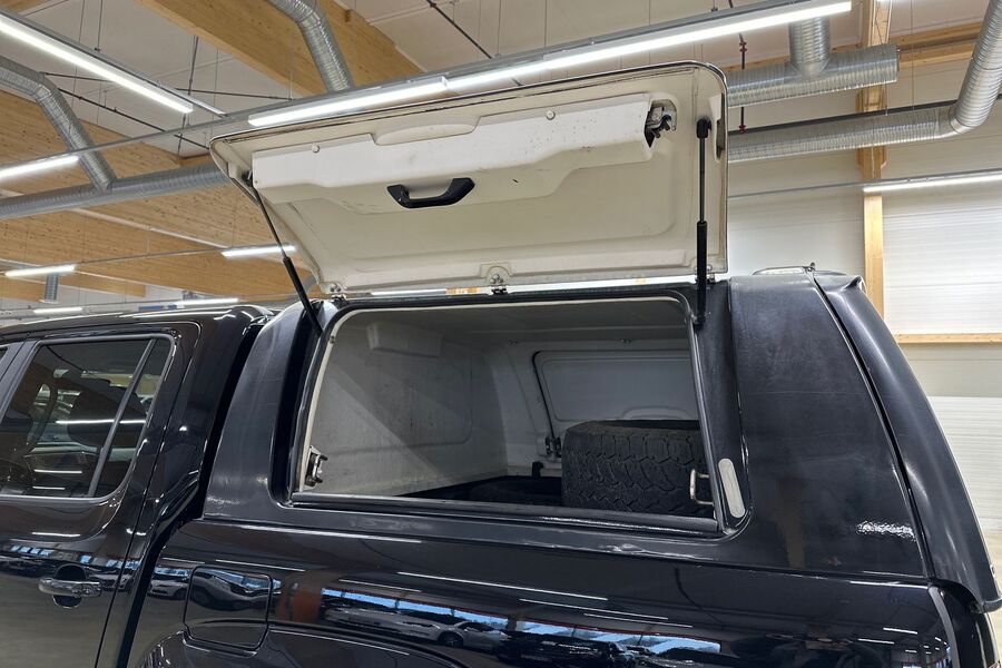 Volkswagen Amarok vaihtoauto