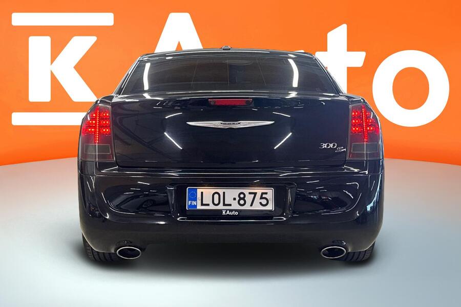 Chrysler 300 vaihtoauto