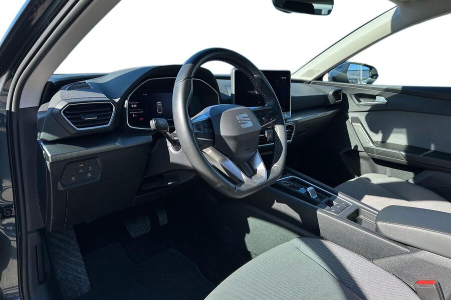 SEAT Leon Sportstourer vaihtoauto