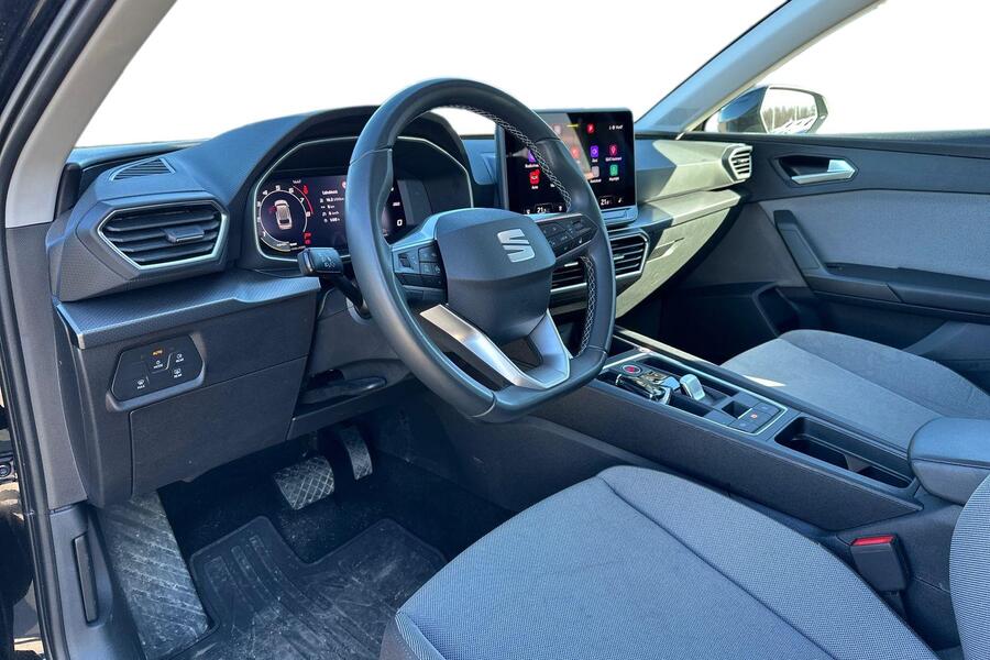 SEAT Leon Sportstourer vaihtoauto