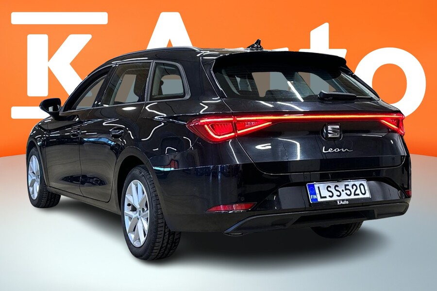 SEAT Leon Sportstourer vaihtoauto