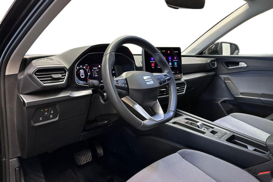 SEAT Leon Sportstourer vaihtoauto