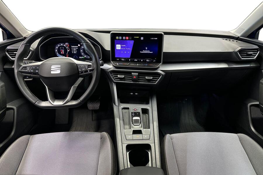 SEAT Leon Sportstourer vaihtoauto