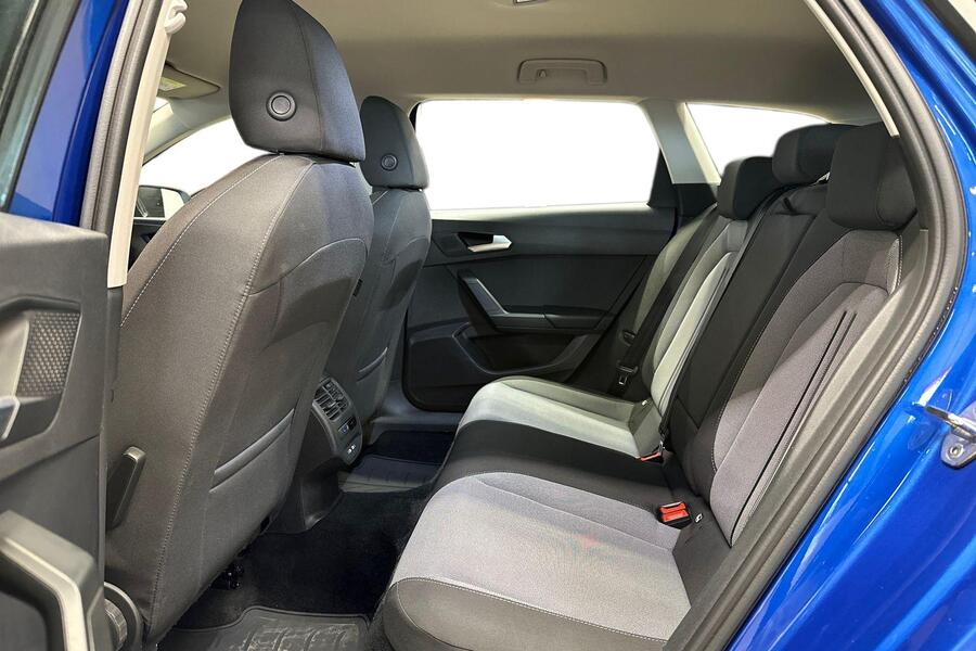 SEAT Leon Sportstourer vaihtoauto