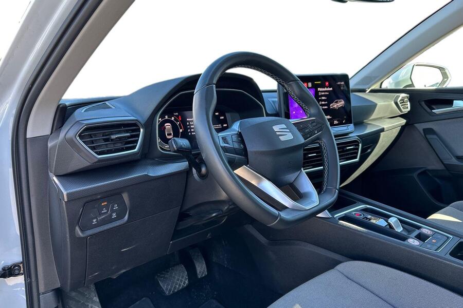 SEAT Leon Sportstourer vaihtoauto