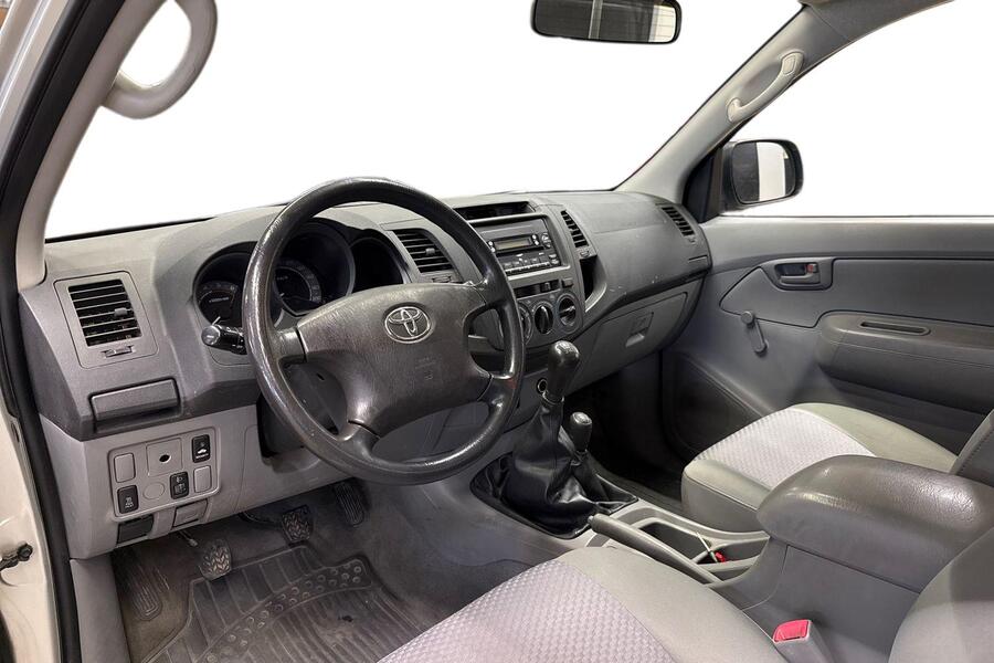 Toyota Hilux vaihtoauto