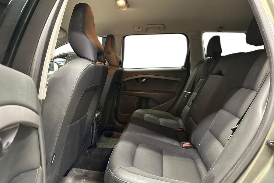 Volvo V70 vaihtoauto