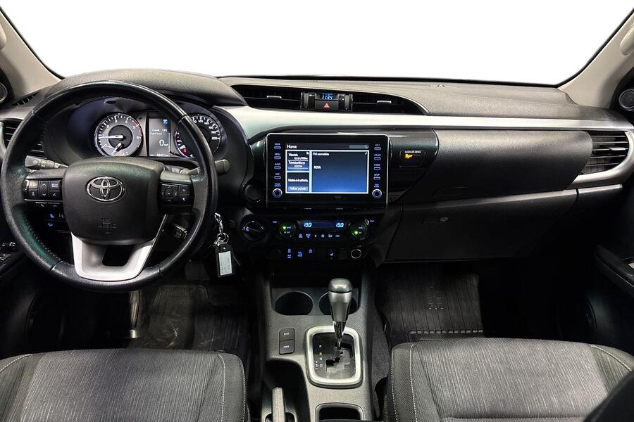 Toyota Hilux vaihtoauto