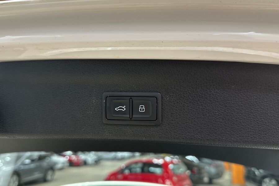 Audi Q3 vaihtoauto