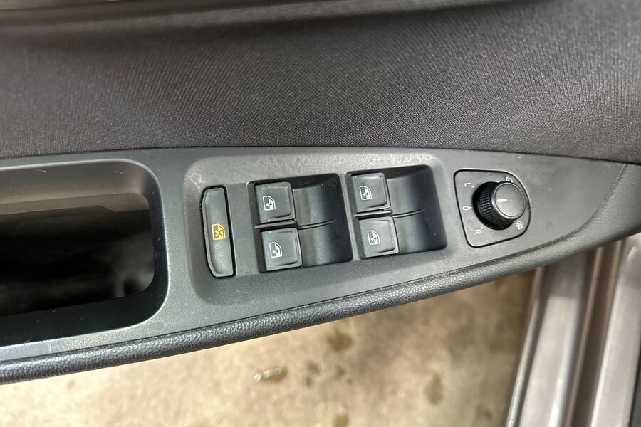 SEAT Leon ST vaihtoauto