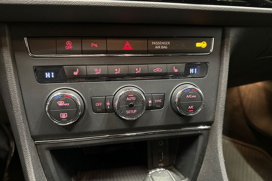 SEAT Leon ST vaihtoauto