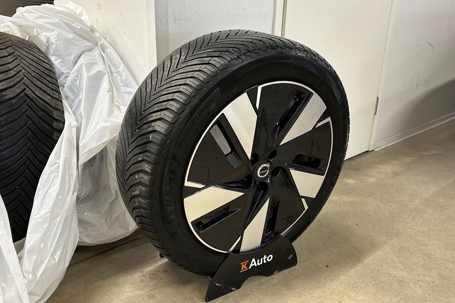 Volvo C40 vaihtoauto