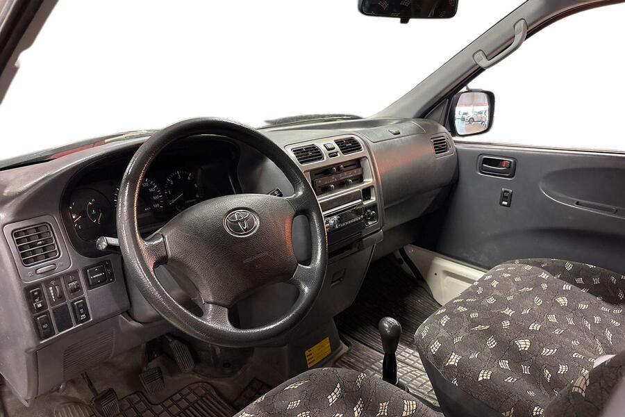 Toyota Hiace vaihtoauto