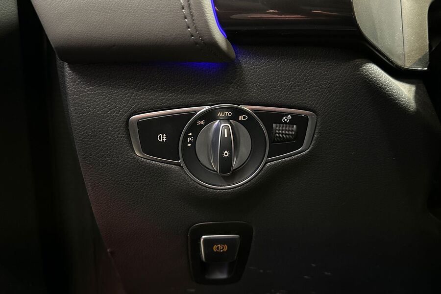 Mercedes-Benz EQC vaihtoauto