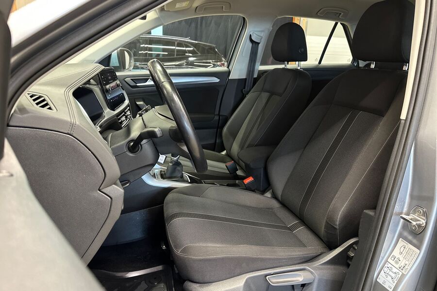 Volkswagen T-Roc vaihtoauto