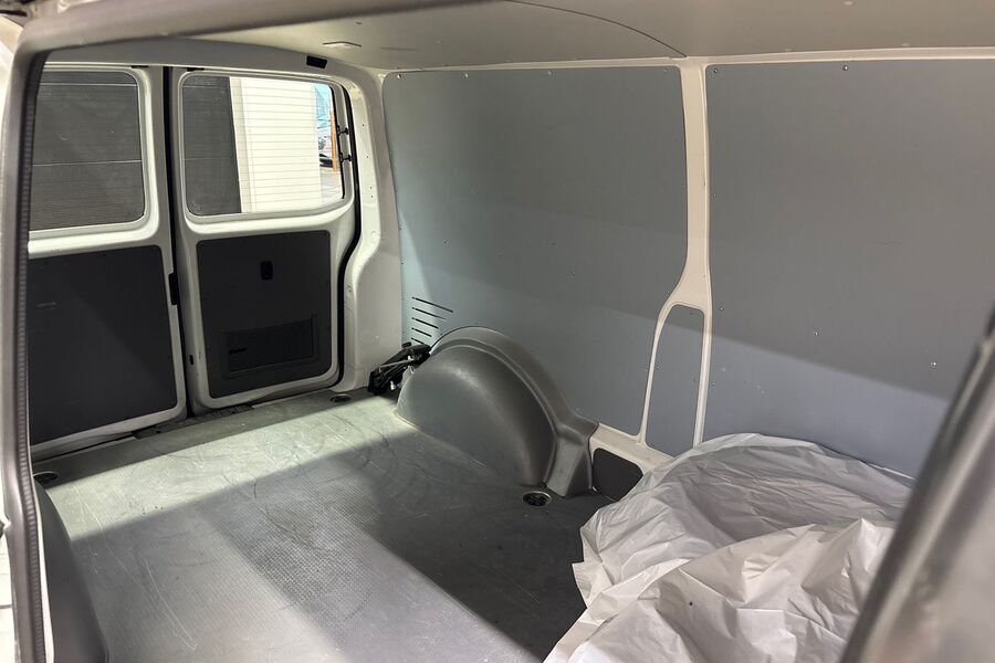 Volkswagen Transporter vaihtoauto