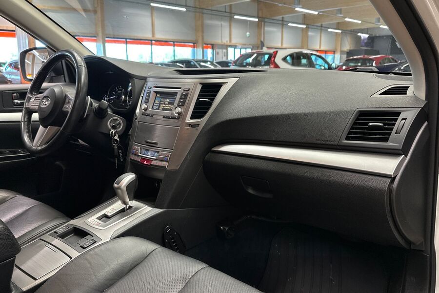Subaru Outback vaihtoauto