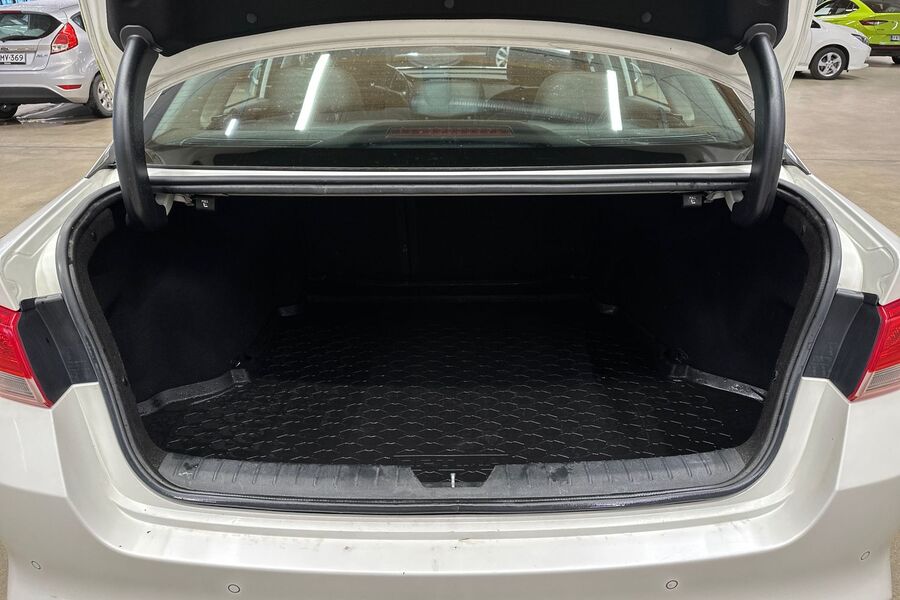 Kia Optima vaihtoauto