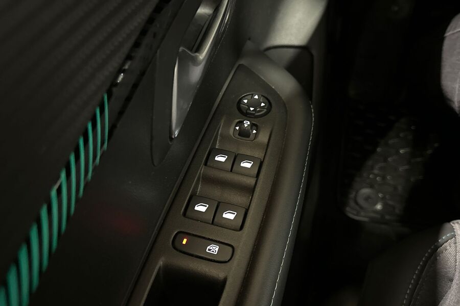 Peugeot e-208 vaihtoauto