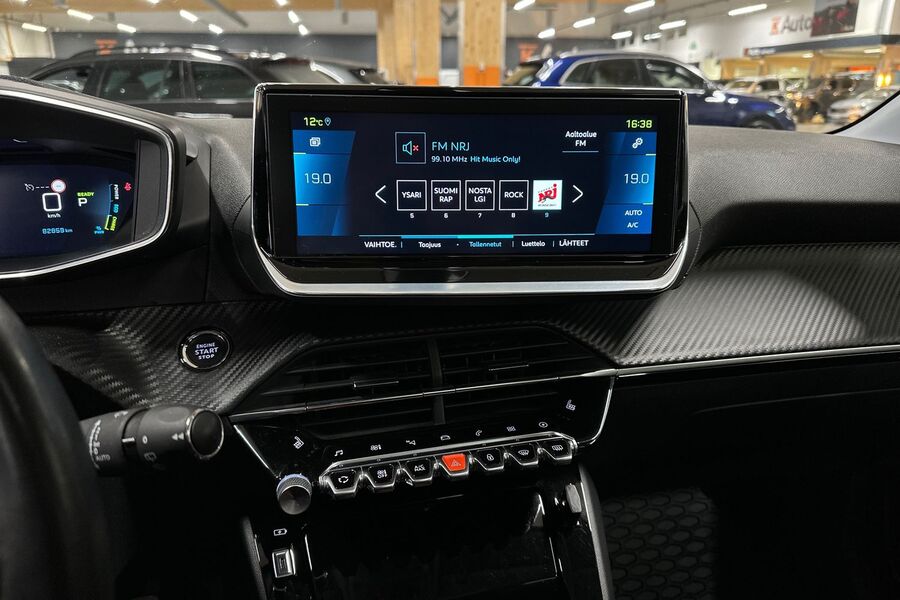 Peugeot e-208 vaihtoauto