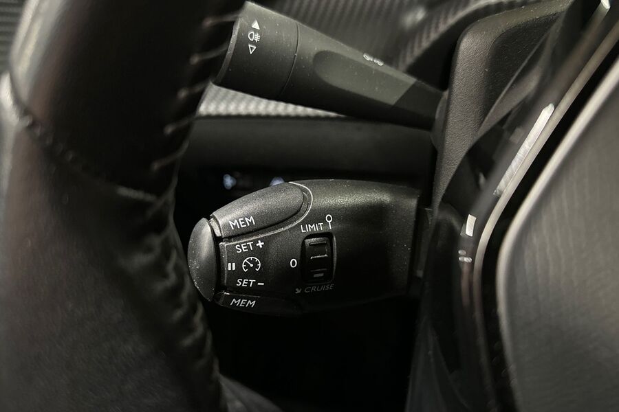 Peugeot e-208 vaihtoauto