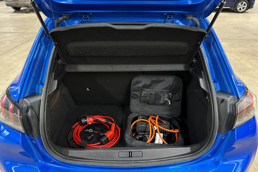 Peugeot e-208 vaihtoauto