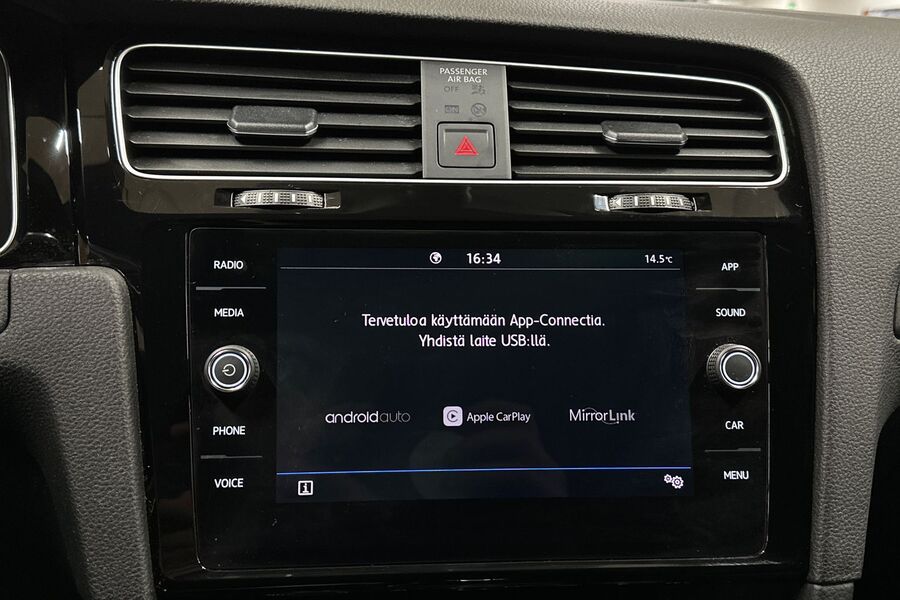 Volkswagen Golf vaihtoauto