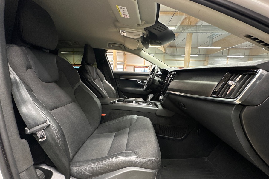 Volvo V90 Cross Country vaihtoauto