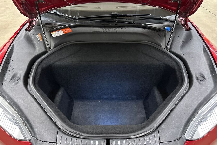 Tesla Model S vaihtoauto