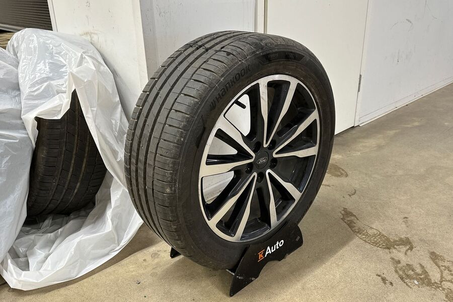 Ford Kuga vaihtoauto