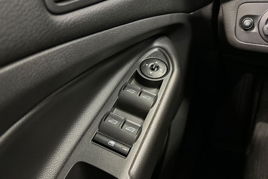 Ford Kuga vaihtoauto