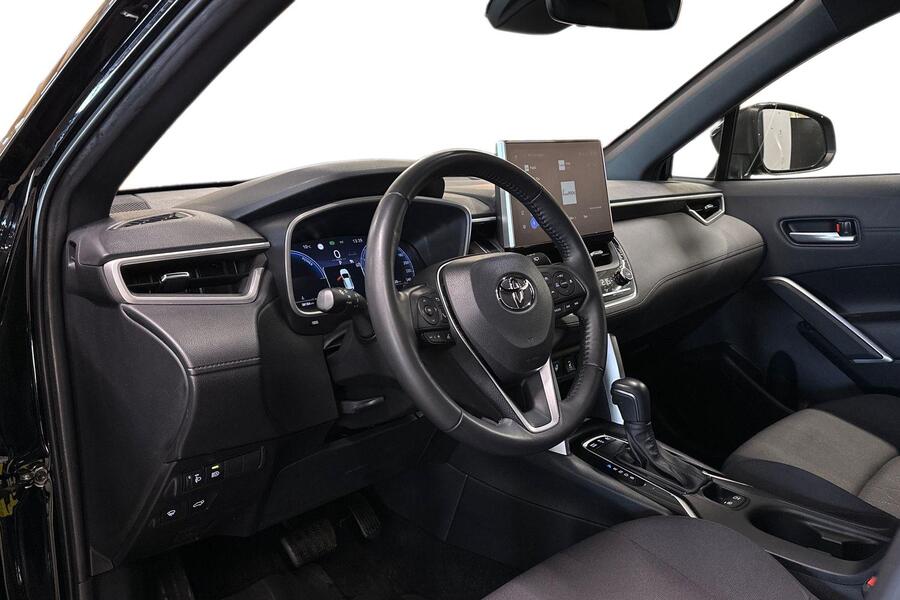 Toyota Corolla Cross vaihtoauto