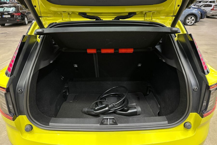 Volvo EX30 vaihtoauto