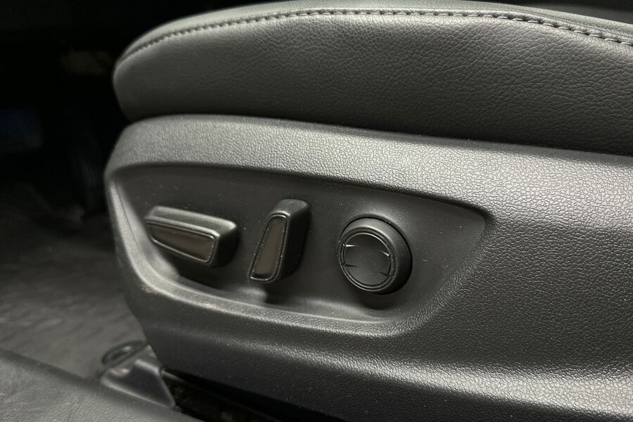 Toyota Camry vaihtoauto