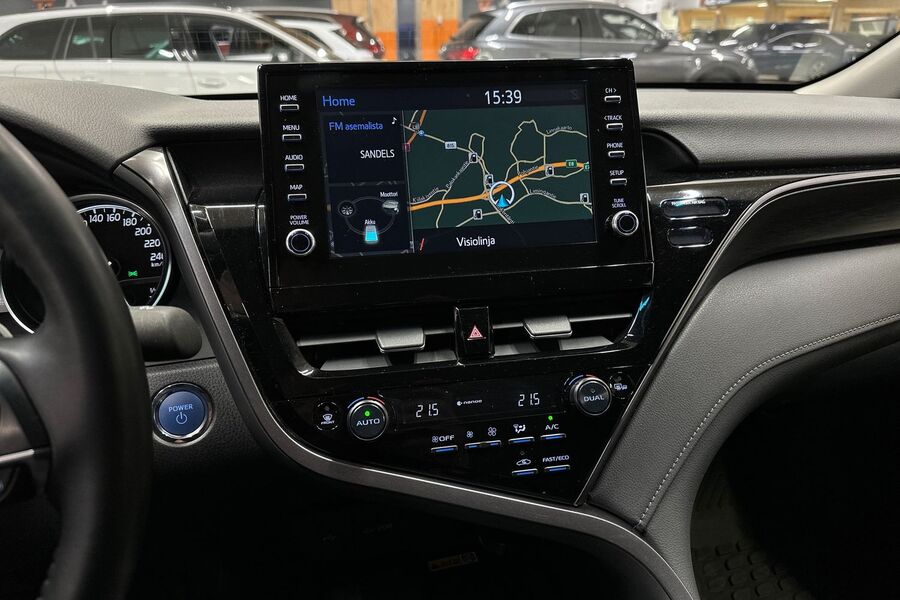 Toyota Camry vaihtoauto