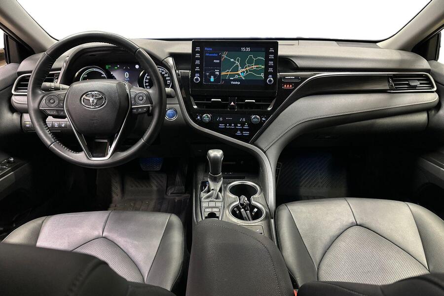 Toyota Camry vaihtoauto