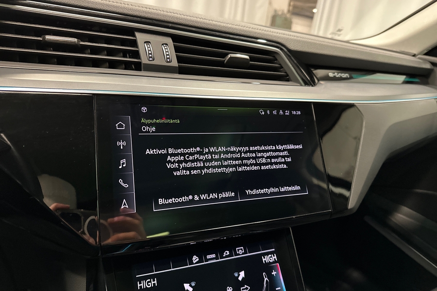 Audi e-tron vaihtoauto