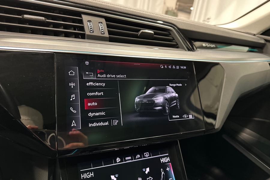 Audi e-tron vaihtoauto