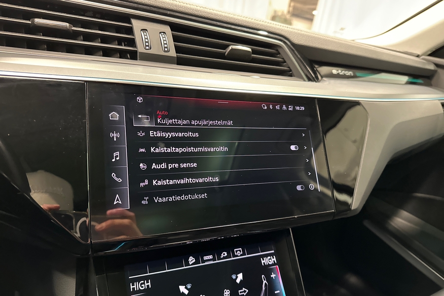 Audi e-tron vaihtoauto