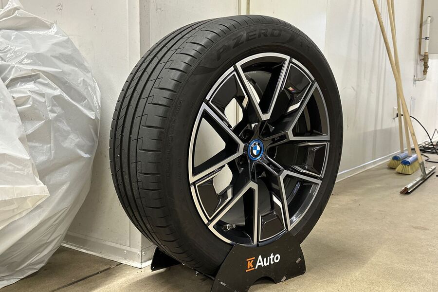 BMW i4 M50 vaihtoauto