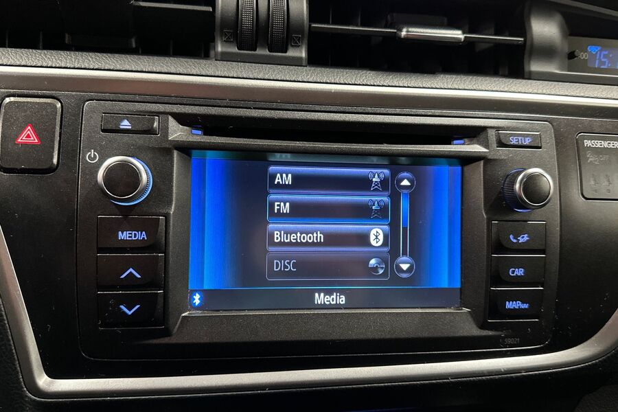 Toyota Auris vaihtoauto