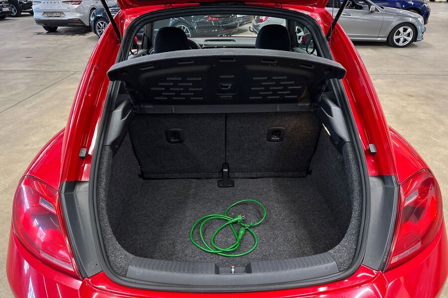 Volkswagen Beetle vaihtoauto